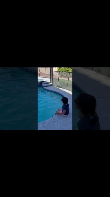 CHILLING AT THE POOLSIDE