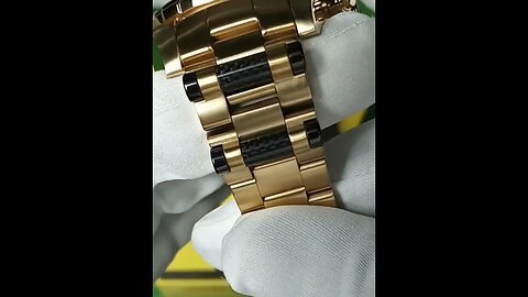 gold carbon fiber speedway quartz watch with bracelet