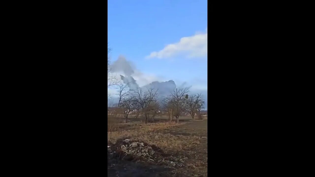 ★★★ Powerful Explosion near Mariupol