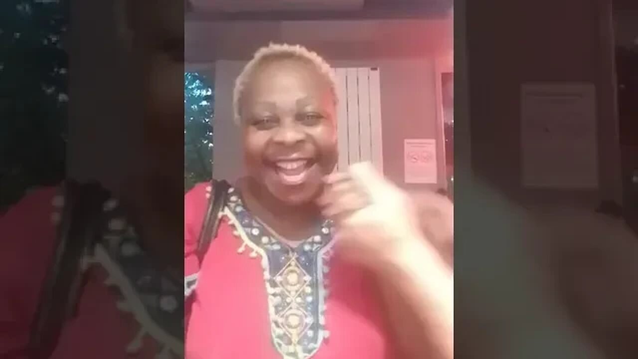 Luxe Émotions Flore De Lille Veuve Joyeuse_Pour cette personne, la souffrance est tell à se défendre