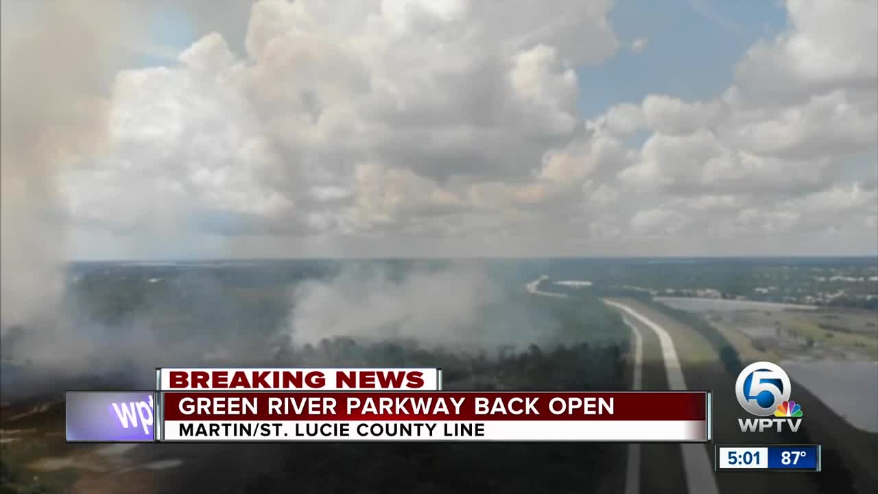 Brush fire closes road along Martin/St. Lucie County line
