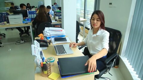 Free Stock Footage 4k Videos NCV NoCopyrightVideos Girls,Office,W,Computer, Girl Working In