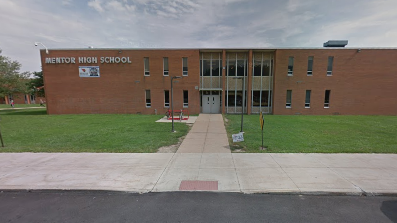 Mentor HS closed after threat