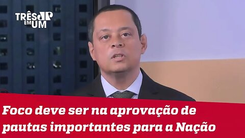 Jorge Serrão: Não existe perigo algum dos militares assumirem o poder no Brasil