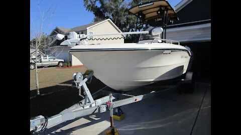 2016 Key Largo 2000 center console