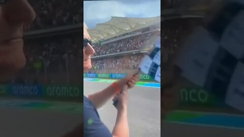 Tim Cook making the worse waving flag in the F1 history pathetic #shorts