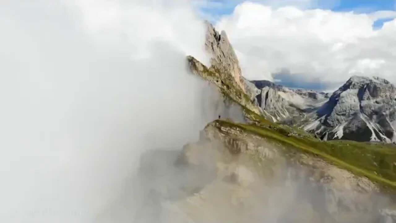 The Alps 4K 60 Minute Relaxation Film with Calming Music