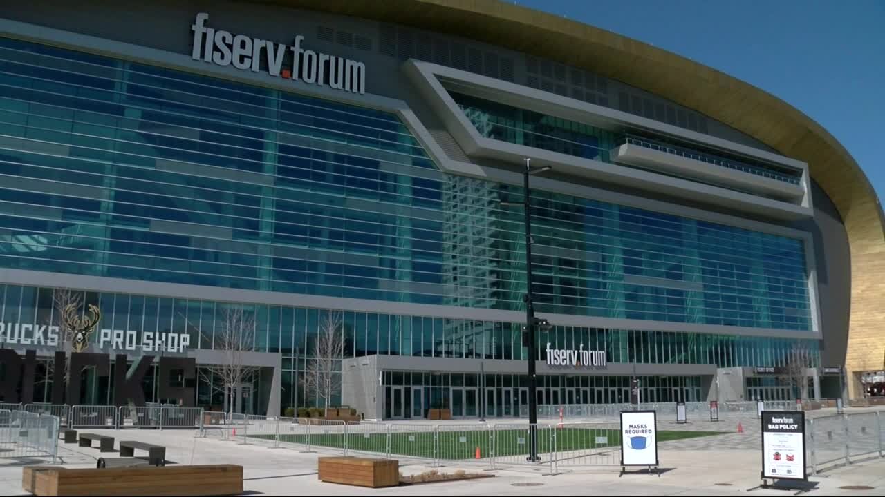 Milwaukee Bucks to increase fan capacity at Fiserv Forum to 18 percent