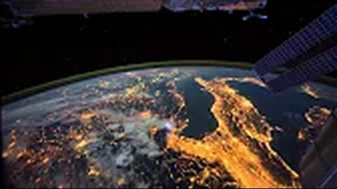 All Alone in the Night - Time-lapse footage of the Earth as seen from the ISS