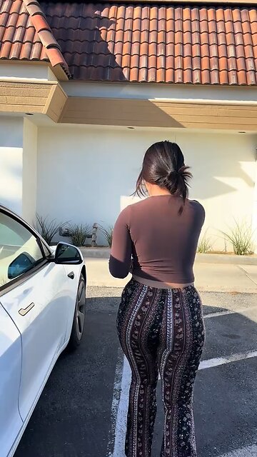 Let’s Go To in n out burger Together!