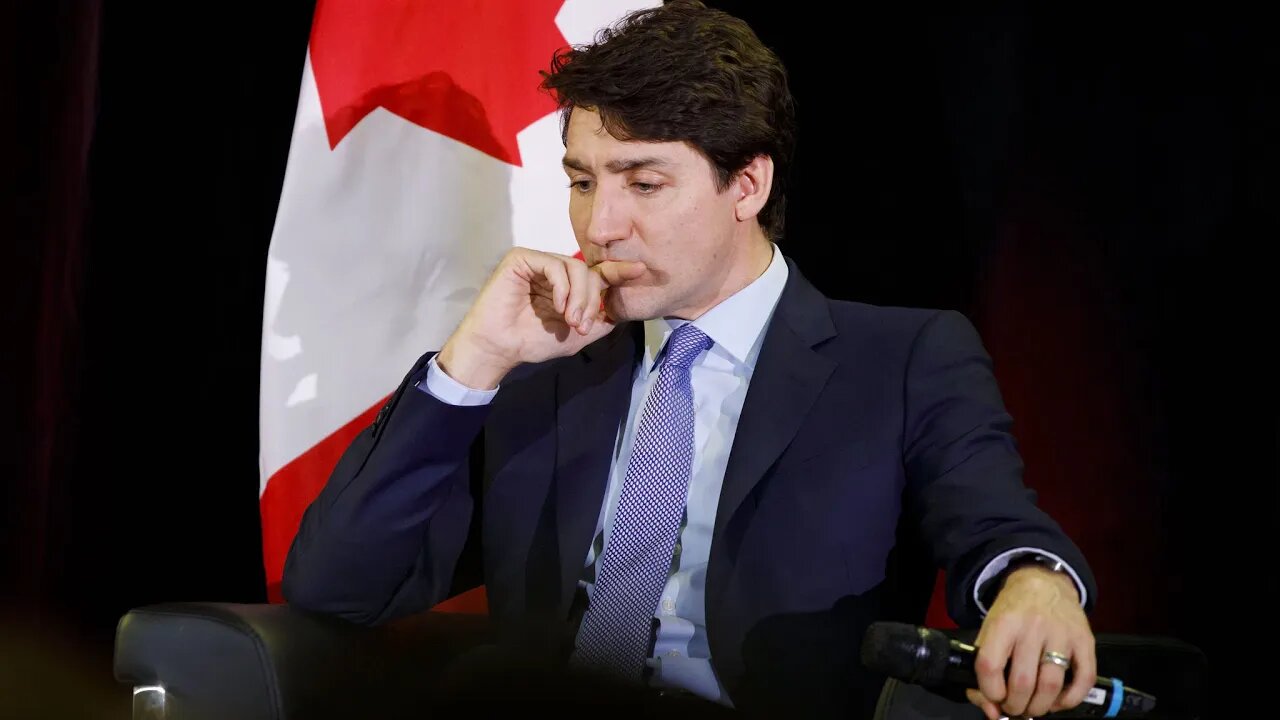 Trudeau Exploiting Wildfires for Political Gain - Backfires on Poll Numbers
