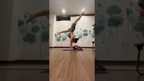 Yoga Hanstanding Practice