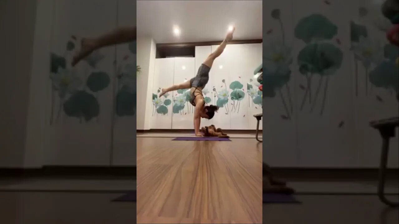 Yoga Hanstanding Practice