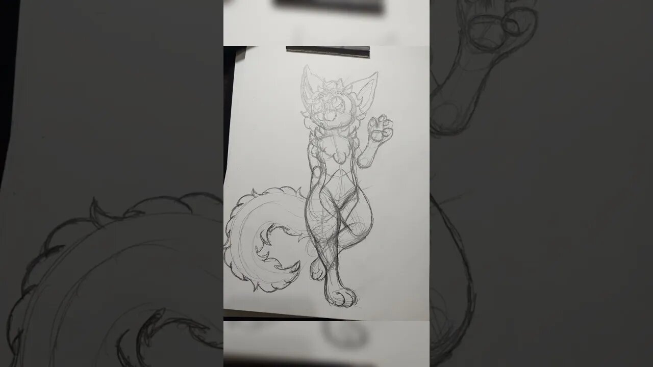 Apenas um gatinho posando, nada mais que isso.