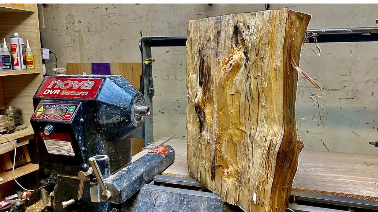 Wood turning - Log to live edge bowl