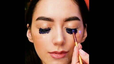 27 Beauty And Makeup Hacks For Girls