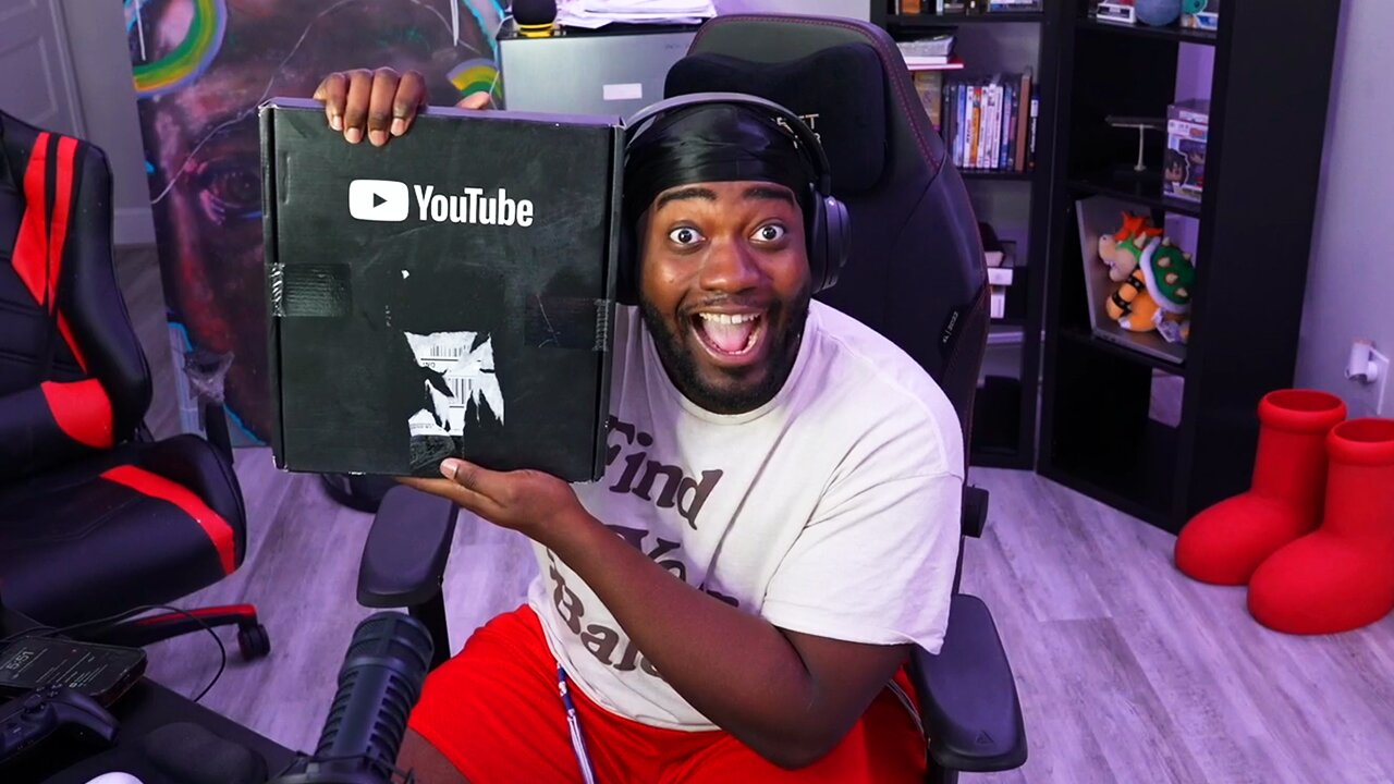 UNBOXING 100K Plaque + 200k Subcriber Celebration | Discord Wednesday Q&A