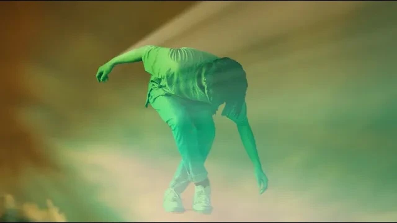 gavndiorr - Distorted Industry (Official Visualizer)