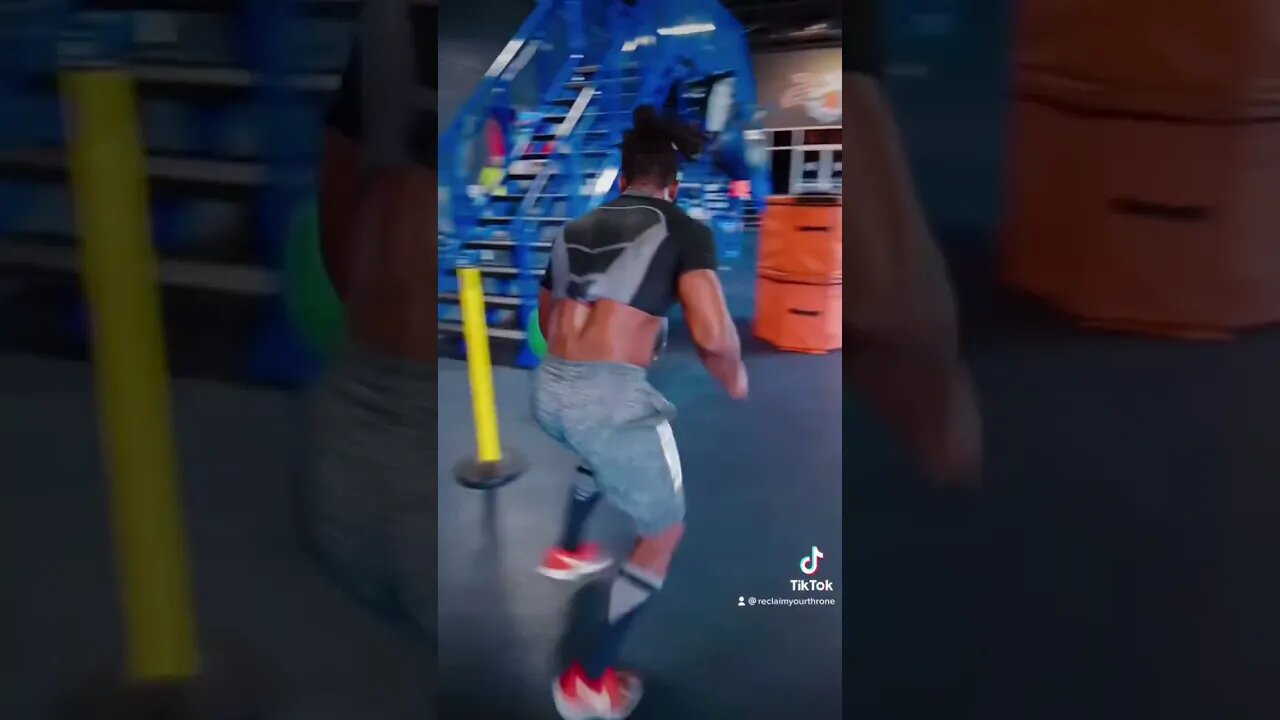 Shorties be like 👑