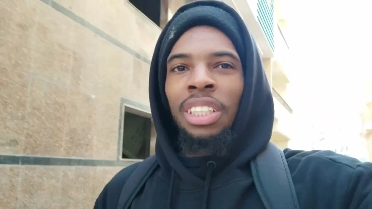 HOW I AFFORD TO TRAVEL THE WORLD FULL TIME AS A 23YR OLD DROPOUT