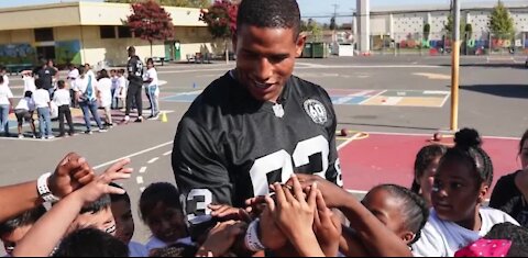 Darren Waller hosting first ever Beyond the Wall gala in Las Vegas