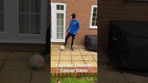 How I dribble with my weak foot