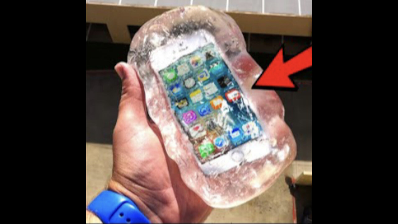 This guy took his girlfriend phone and FROZE it