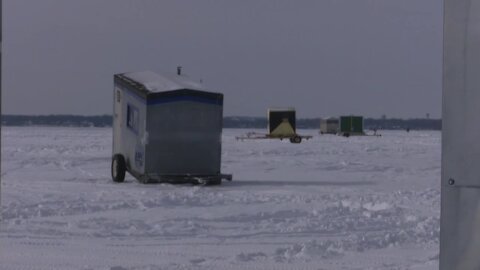 How's the ice for sturgeon spearing this weekend?