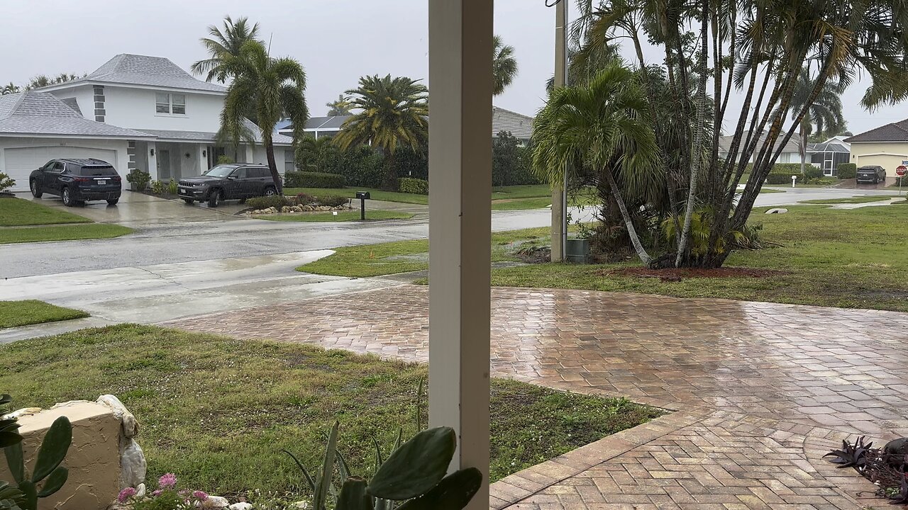 Rainy Day In Paradise ASMR 4K