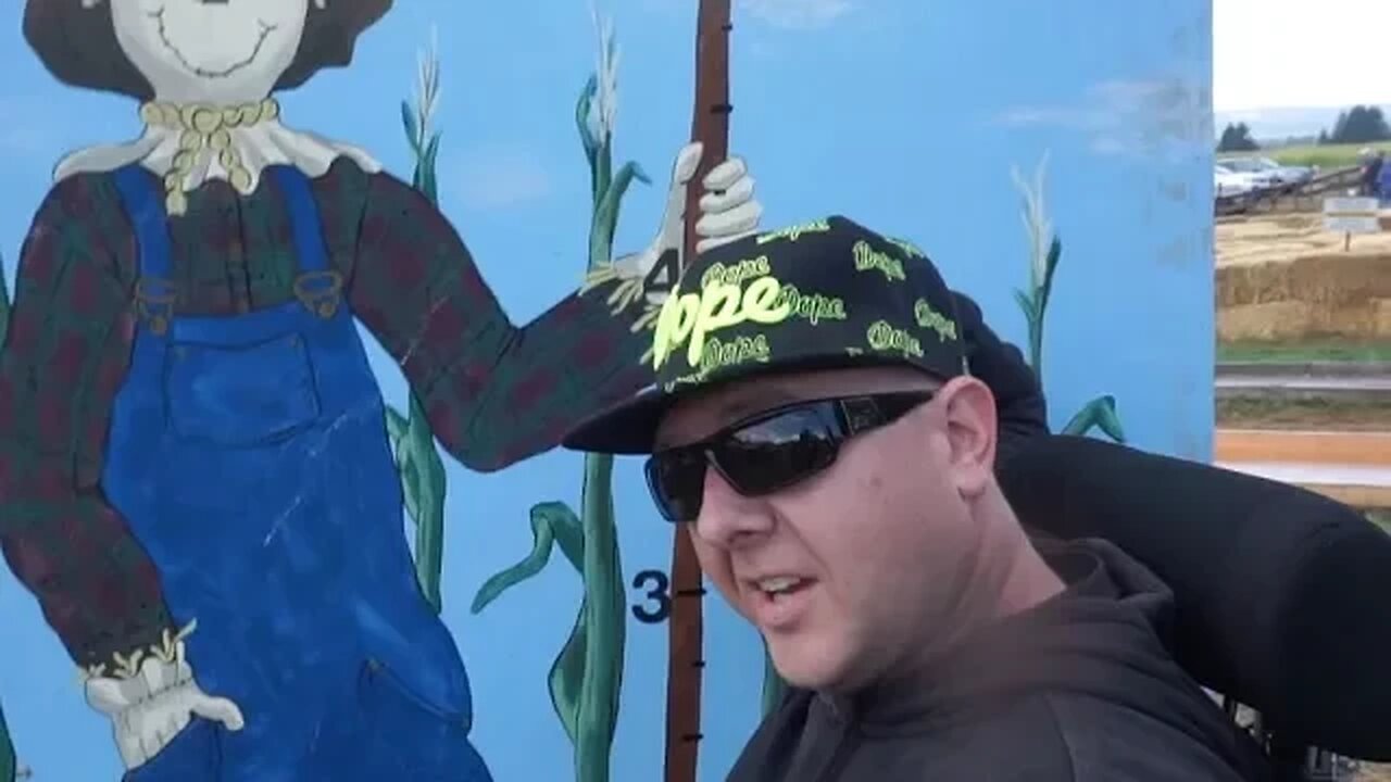 VLOG 261: corn maze!