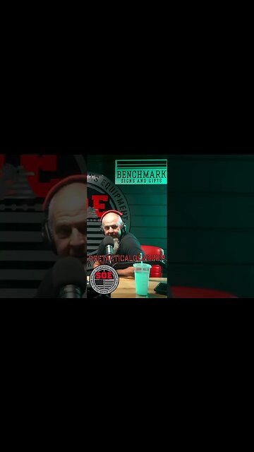 Why is the 1911 best? #shorts #edc #1911 #everdaycarry #glock #hipoint #yeet #johnbrowning