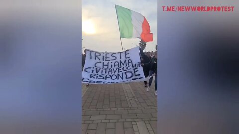 ITALY - Awesome Protest Compilation Roundup