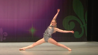 Incredible dancer with amazing flexibility wins 1st place