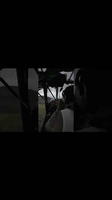 Wind blowing airplane backwards! #pilot #airplane #crazy