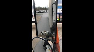 Jockey truck