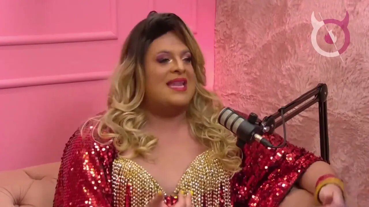 A DIFERENÇA entre DRAG QUEEN e TRAVESTI