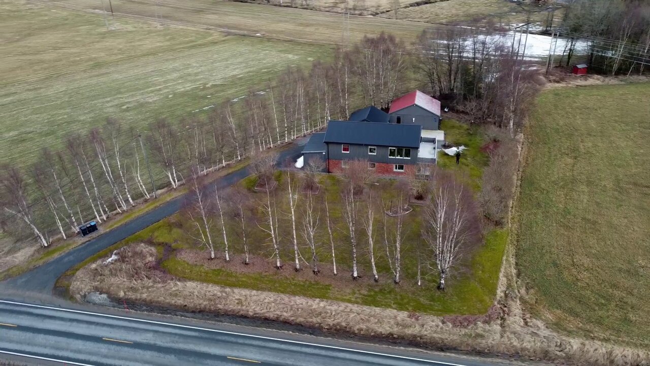 Drone over Solvang og Brattlia. 27. mars 2021.