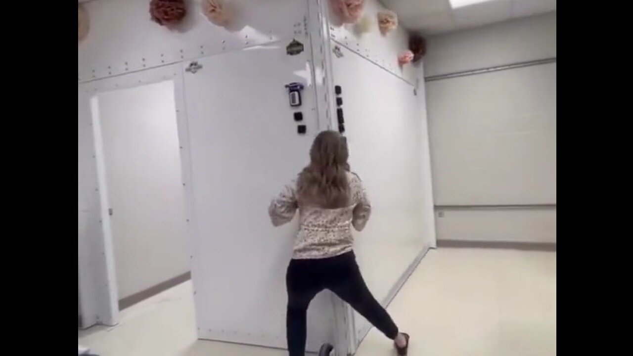 A U.S. Company Developed A Giant, Folding Bulletproof Safe Room For Schools