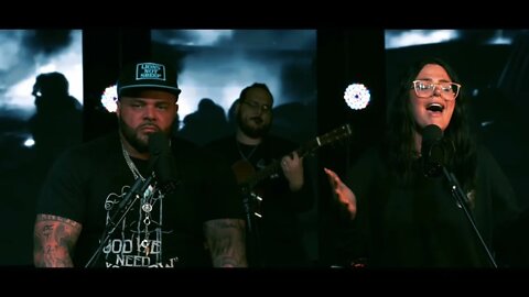 Struggle Jennings & Caitlynne Curtis God We Need You Now Acoustic