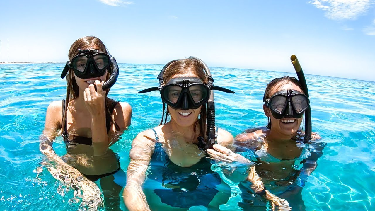 THE GIRLS STOLE MY JETSKI. SUSHI CATCH AND COOK.