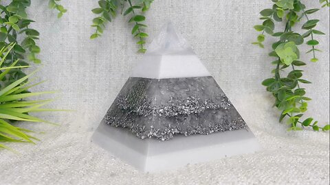 Ascension Orgonites Pyramid - MONICA