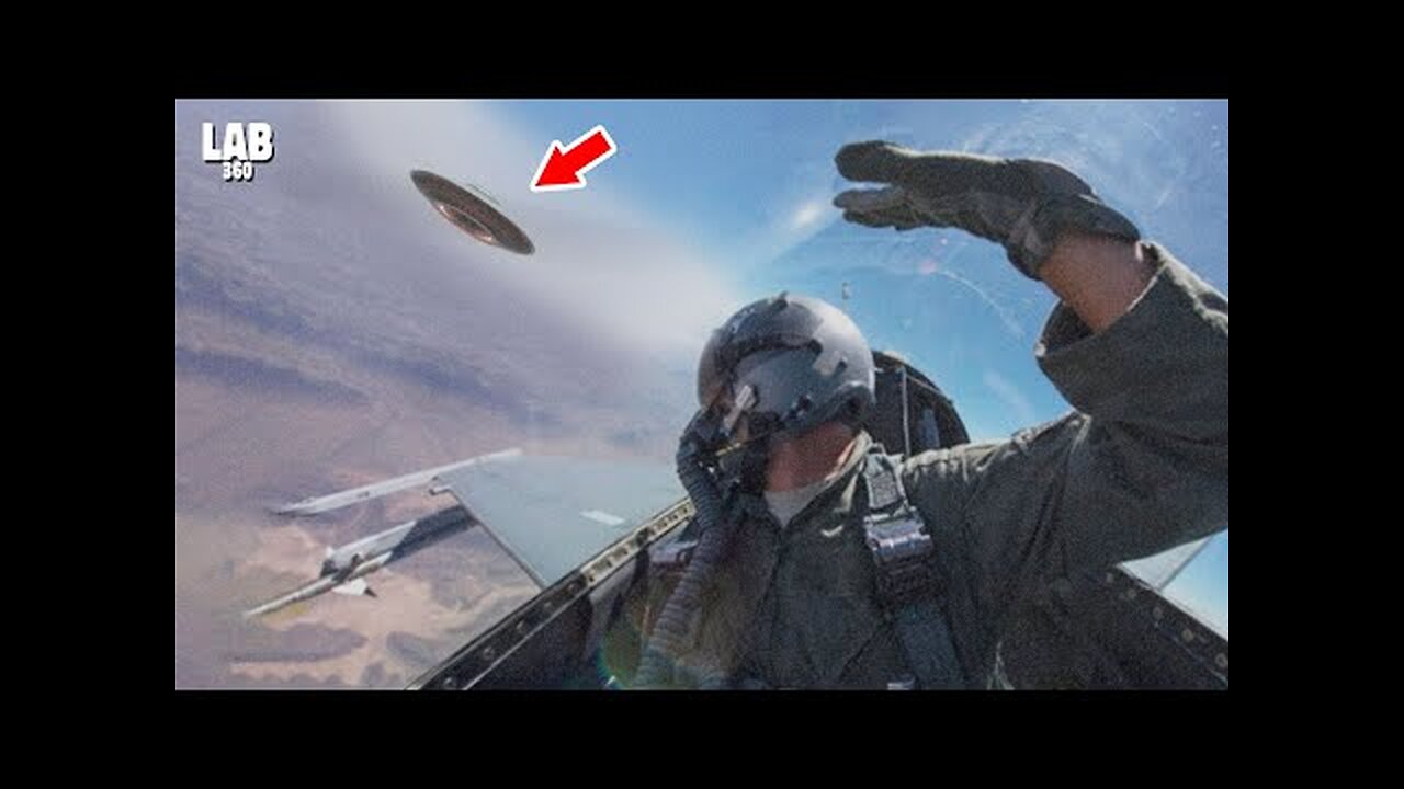6 Most Unbelievable UFO Sightings Proving Aliens Live Among Us