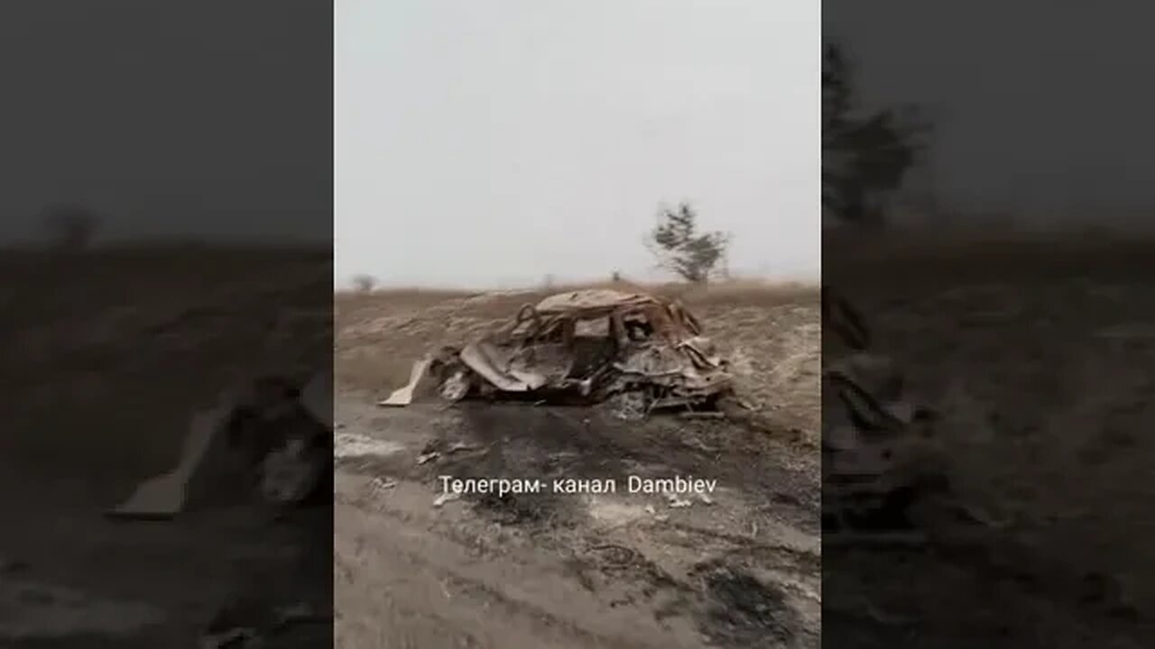 ‼🇷🇺⚡Украинский танк подбитый на дороге к западу от Артемовска/Ukrainian tank shot down-Artemovsk