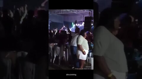 Chicão dos teclados chega embriagado e é expulso do show na cidade de Balsas (MA)