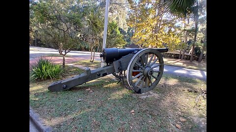 Fort McAllister Museum and Fort walk around