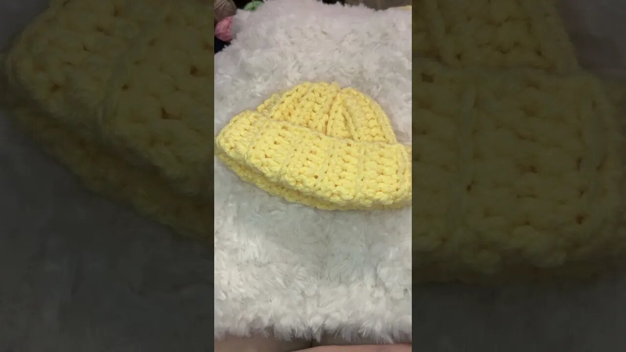 Bonnets, beanies, and more! I love fun commissions!
