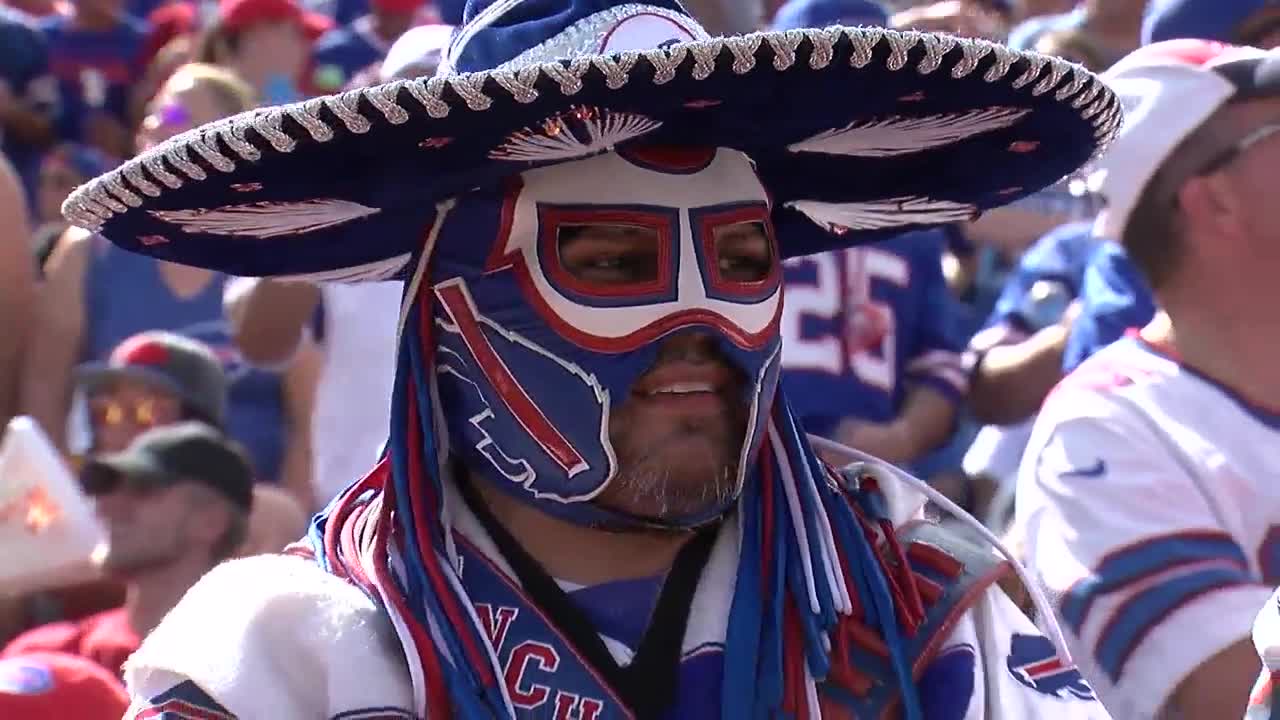 Vigil: Pancho Billa's life honored at New Era Field