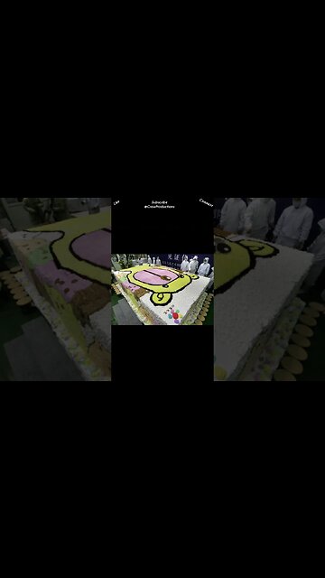 The largest ice cream cake ever made weighed over 12,000 pounds #icecream #shorts