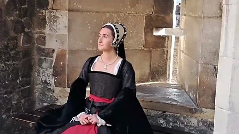 Queen Anne Boleyn I have a little neck #toweroflondon