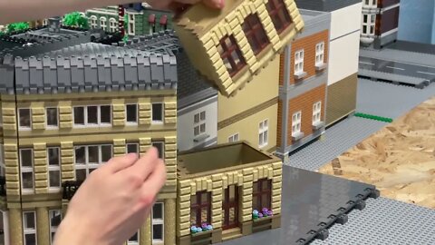 Cheating when building LEGO?! - Lego City Update